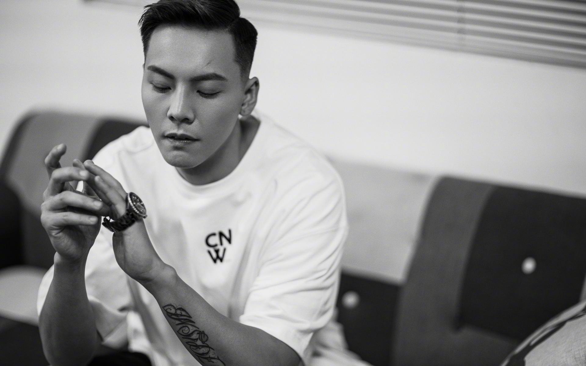 体育新闻中心支持青少年赛事多语种解说平台建设，中央广播电视总台体育青少节目中心是哪个台